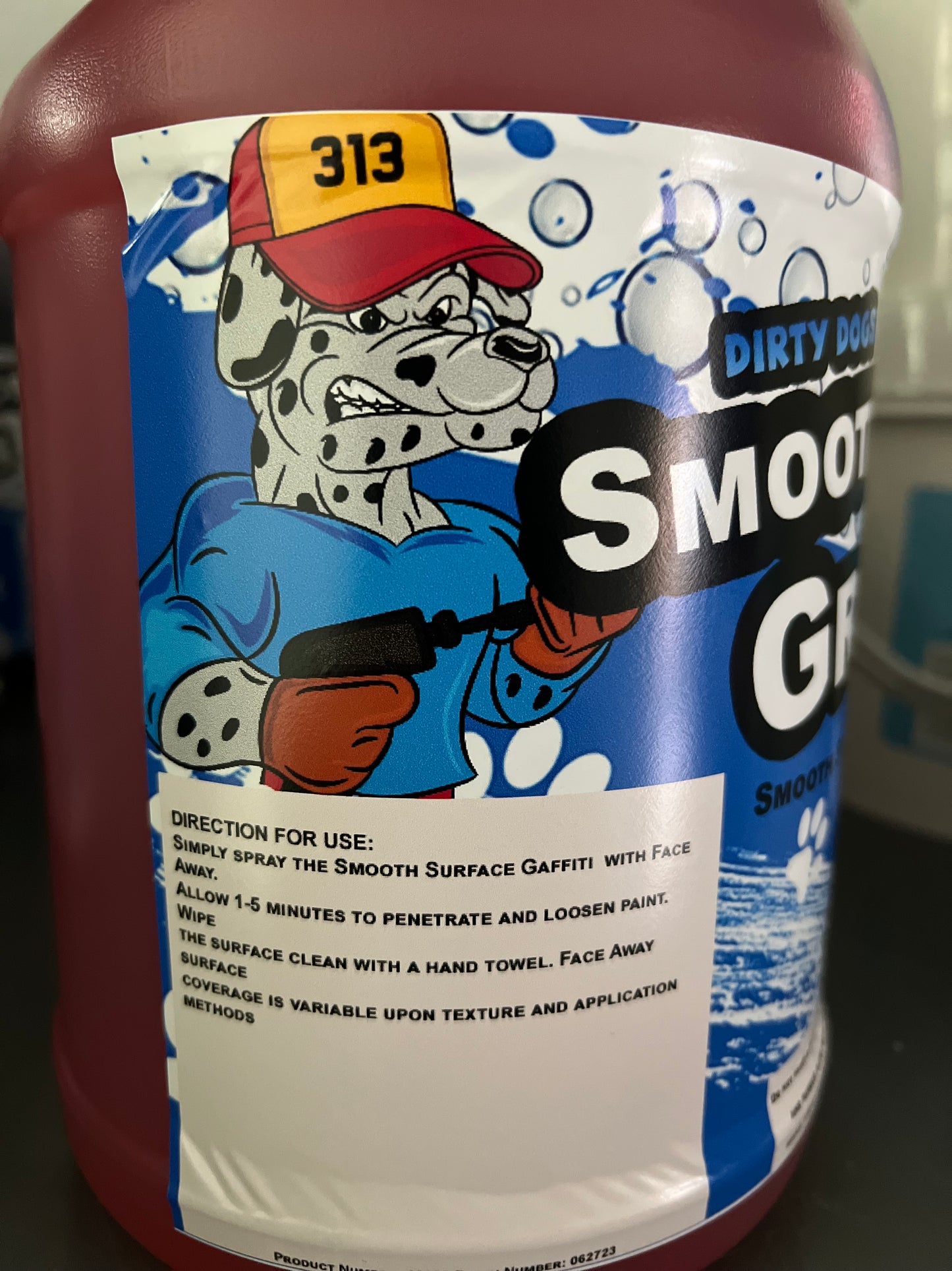 Dirty Dog's Smooth Surface Graffiti Remover